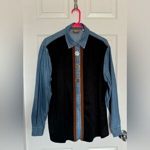 WRANGLER Vintage XL Women’s Denim Shirt   Horseshoe Metal Pin Faux Suede Snap